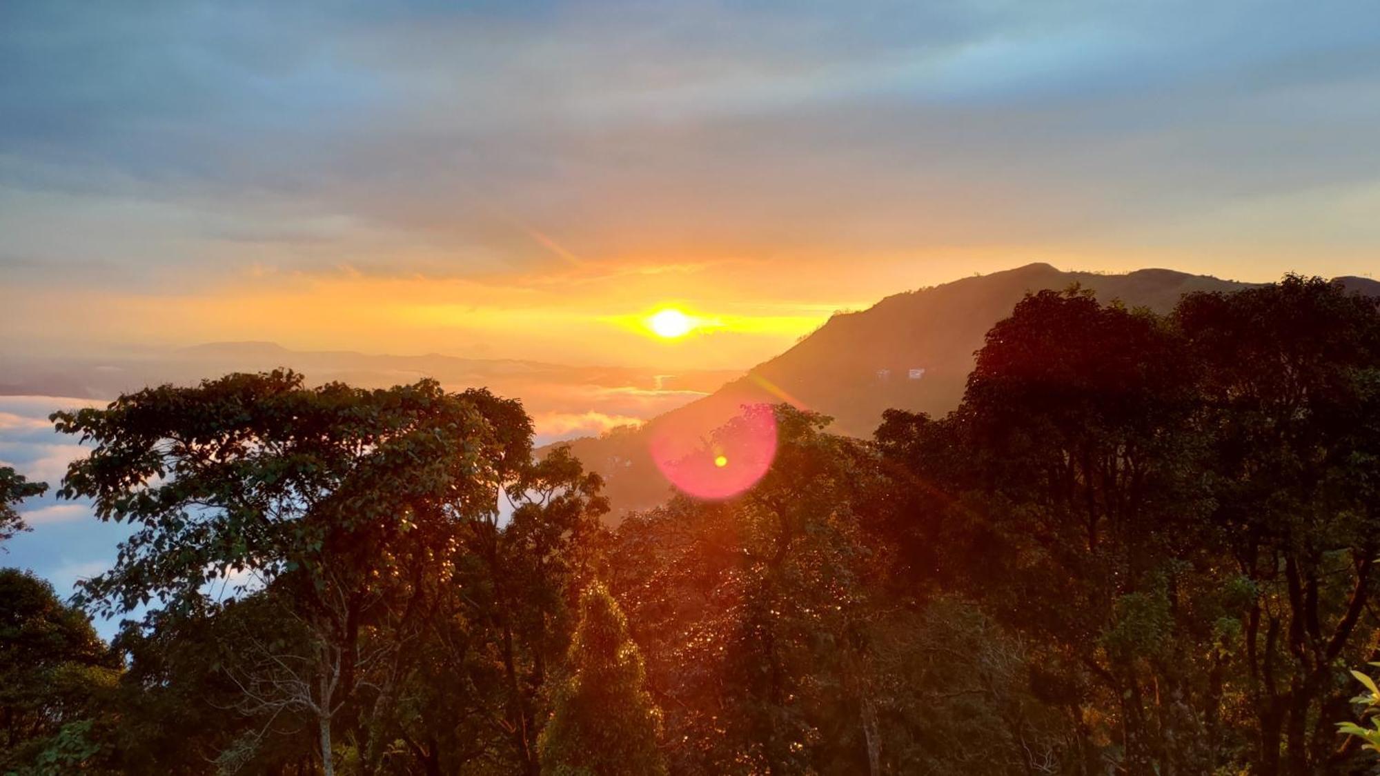 Deshadan Mountain Resort -The Highest Resort In Munnar Zewnętrze zdjęcie